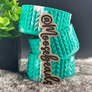 TB-28 Gumdrop Swirl Cable Knit Sweater Silicone Boots for Tumblers EXCLUSIVE