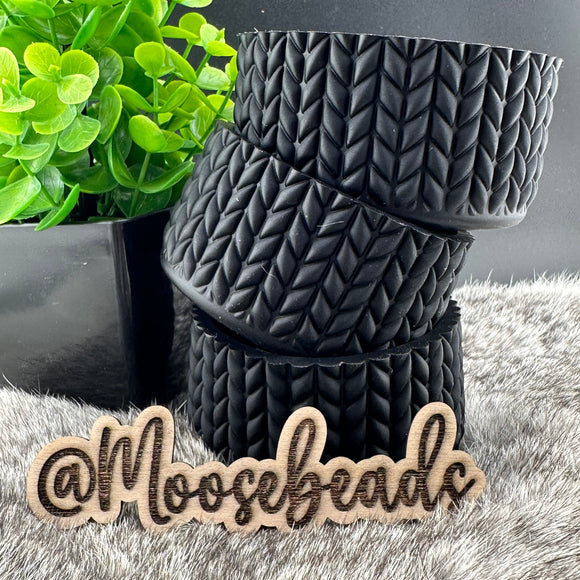 Black Cable Knit Sweater Silicone Boots for Tumblers EXCLUSIVE