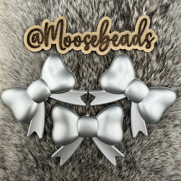 JUMBO-13 Metallic Silver JUMBO Bow w/ Tails Silicone Focal EXCLUSIVE